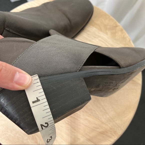 Eileen Fisher gray leather slip on low booties - Picture 10 of 10